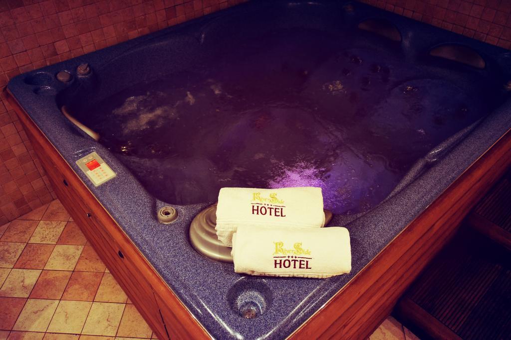 ריגה Riverside Hotel מראה חיצוני תמונה