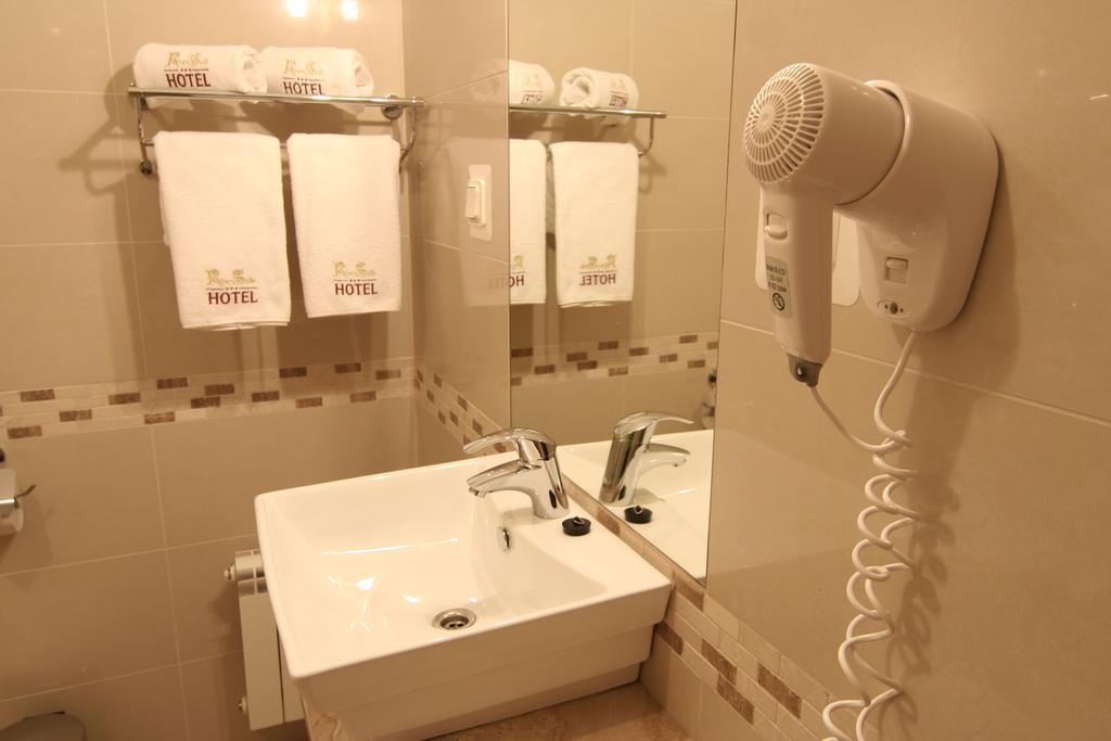 ריגה Riverside Hotel מראה חיצוני תמונה